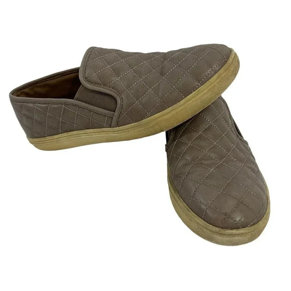 Steve Madden Slip On Leather Flocked Quilted Size 9 Ecentrcq Sneaker Taupe Flats - Picture 12 of 12